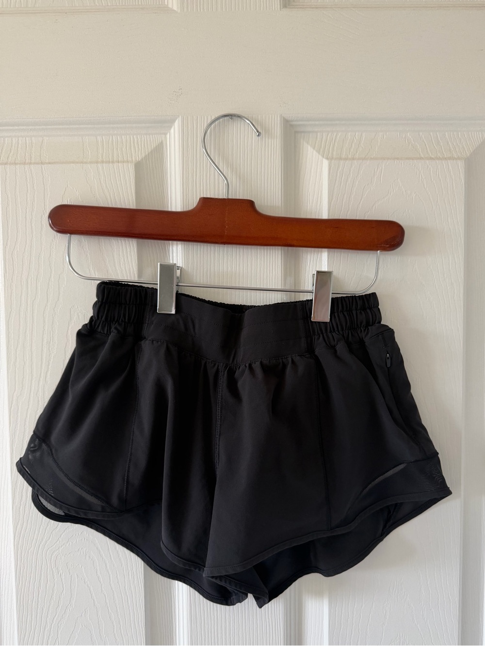 lululemon hotty hot shorts